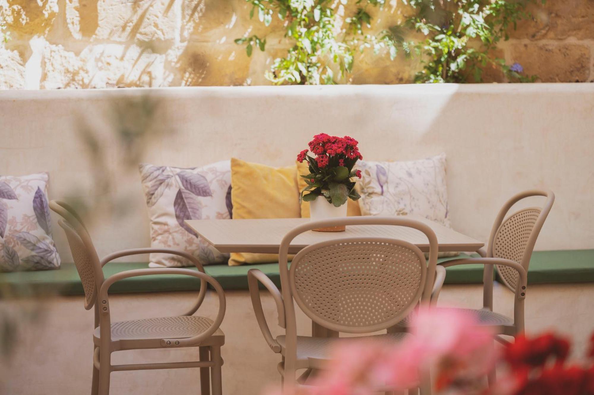 فيكتوريا Maria Rosa Suites المظهر الخارجي الصورة