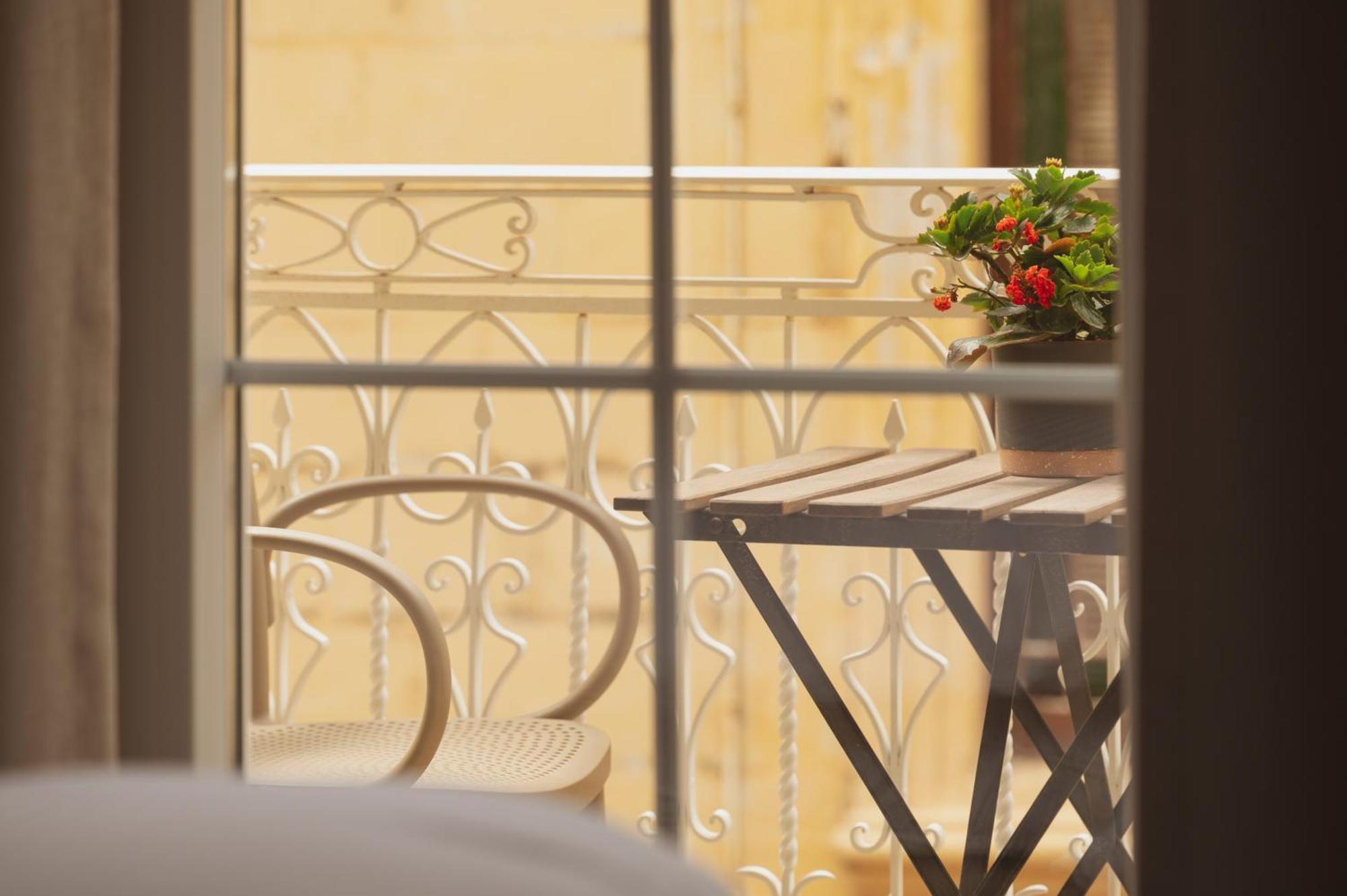 فيكتوريا Maria Rosa Suites المظهر الخارجي الصورة